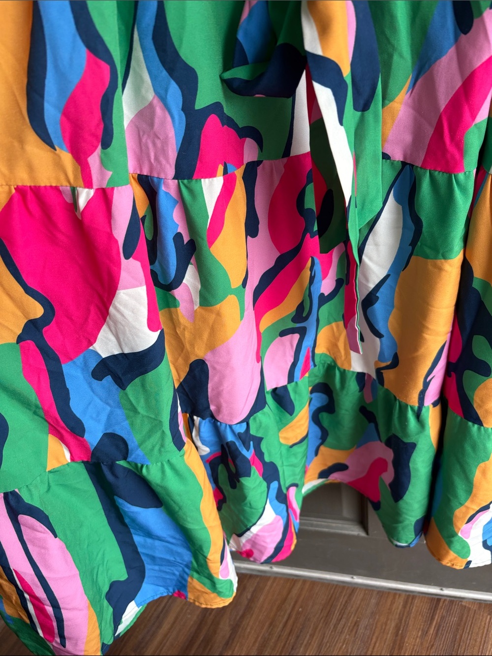 Vibrant Multicolor Midi Shirt Dress with Tie Waist - Picture 5 of 8